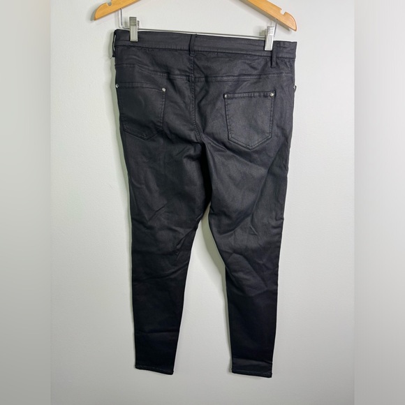 Shinestar Black Denim Women's Slim Jeans Black Ripped Rugged Size 1X used GHV4. - Picture 3 of 4